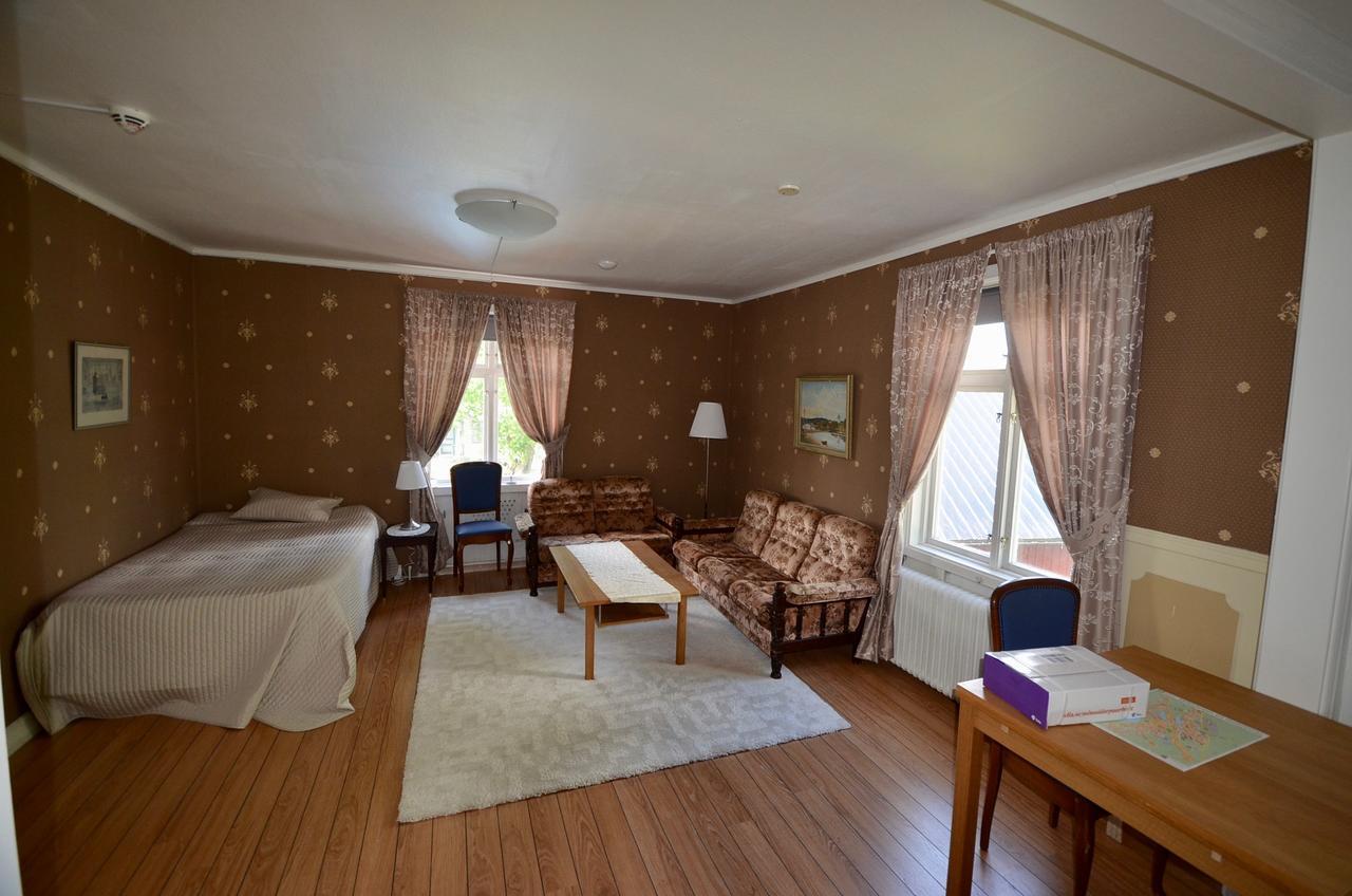 Husby Waerdshus Hotel Dala Husby Kültér fotó